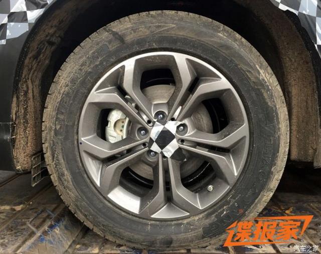 外形酷似cx-4 曝君马汽车全新suv谍照