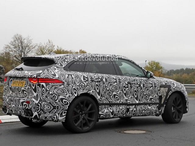 性能气息十足 捷豹f-pace svr最新谍照