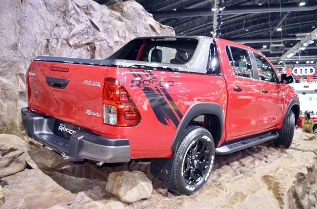 新款丰田hilux正式发布 更具野性气质