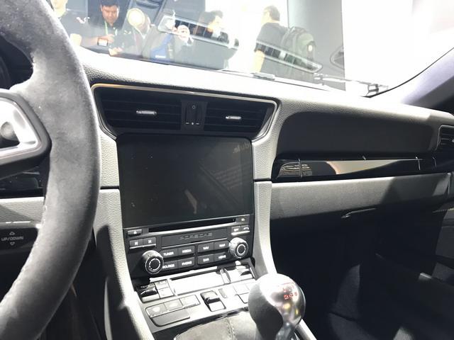 保时捷911 carrera t首秀 配置低性能强