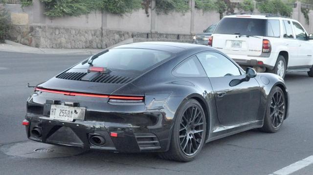 超跑大佬再发力 保时捷911推插电式混动版 