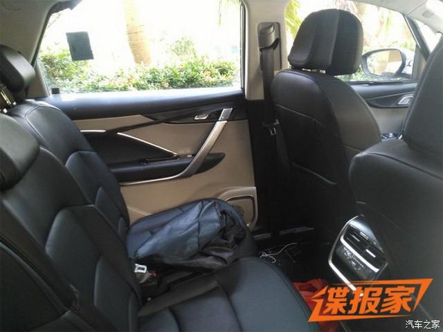7座设计/两种布局 曝吉利全新mpv无伪装谍照