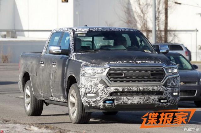 经典美式皮卡 曝道奇新一代ram 1500谍照
