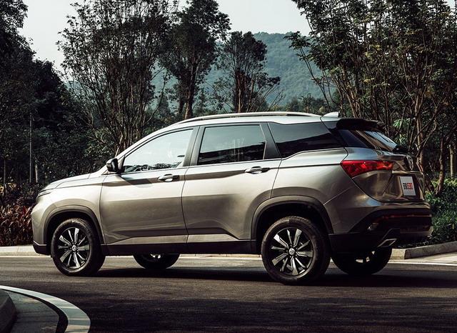 定位紧凑级suv 宝骏530配置信息曝光 