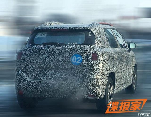 或搭1.2t动力 国产c3 aircross谍照曝光