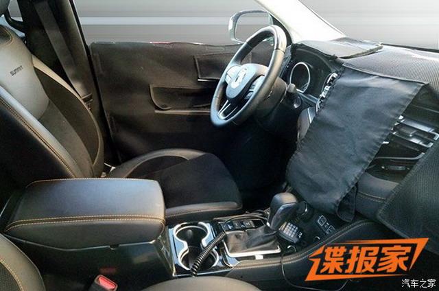 jeep大指挥官5/7座版 拥有两种命名