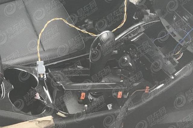 曝长安全新大型7座suv谍照 或定位大型suv