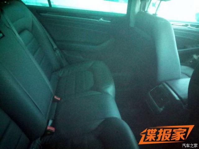 曝大众辉昂330tsi谍照  价格更加美丽