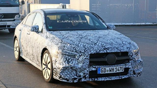 搭2.0t动力 梅赛德斯amg a35三厢版谍照