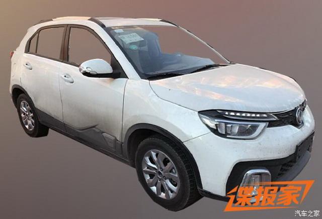 家族式设计 东风风神ax4 1.0t车型谍照曝光